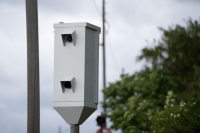 Fotobokser som måler bilenes gjennomsnittsfart over en strekning, skal innføres på flere nye veier rundt om i landet.