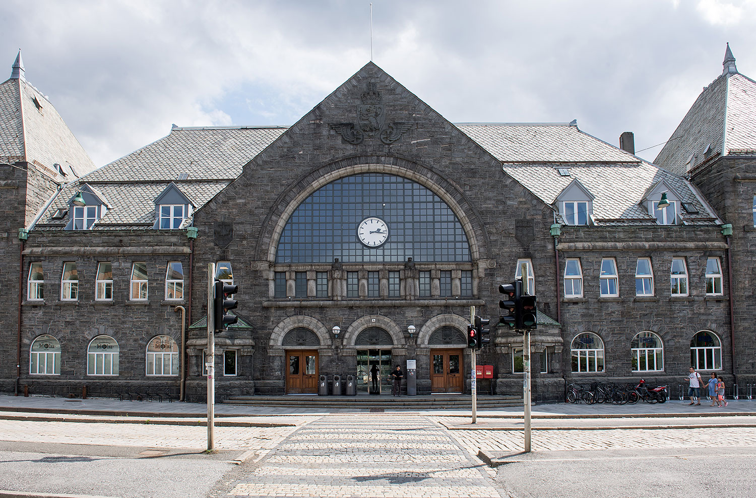 Toget herfra og til Oslo skal ta fire timer, mener MDG, som vil benytte raskere tog på Bergensbanen.